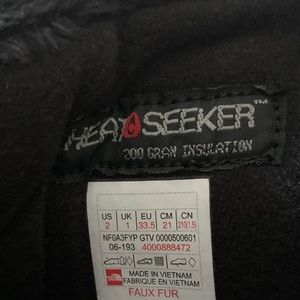 The north face girl snow boots.